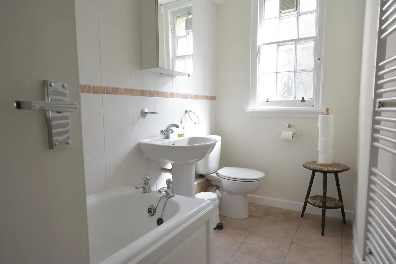 The West Bow, Old Town Apartment Edinburgh