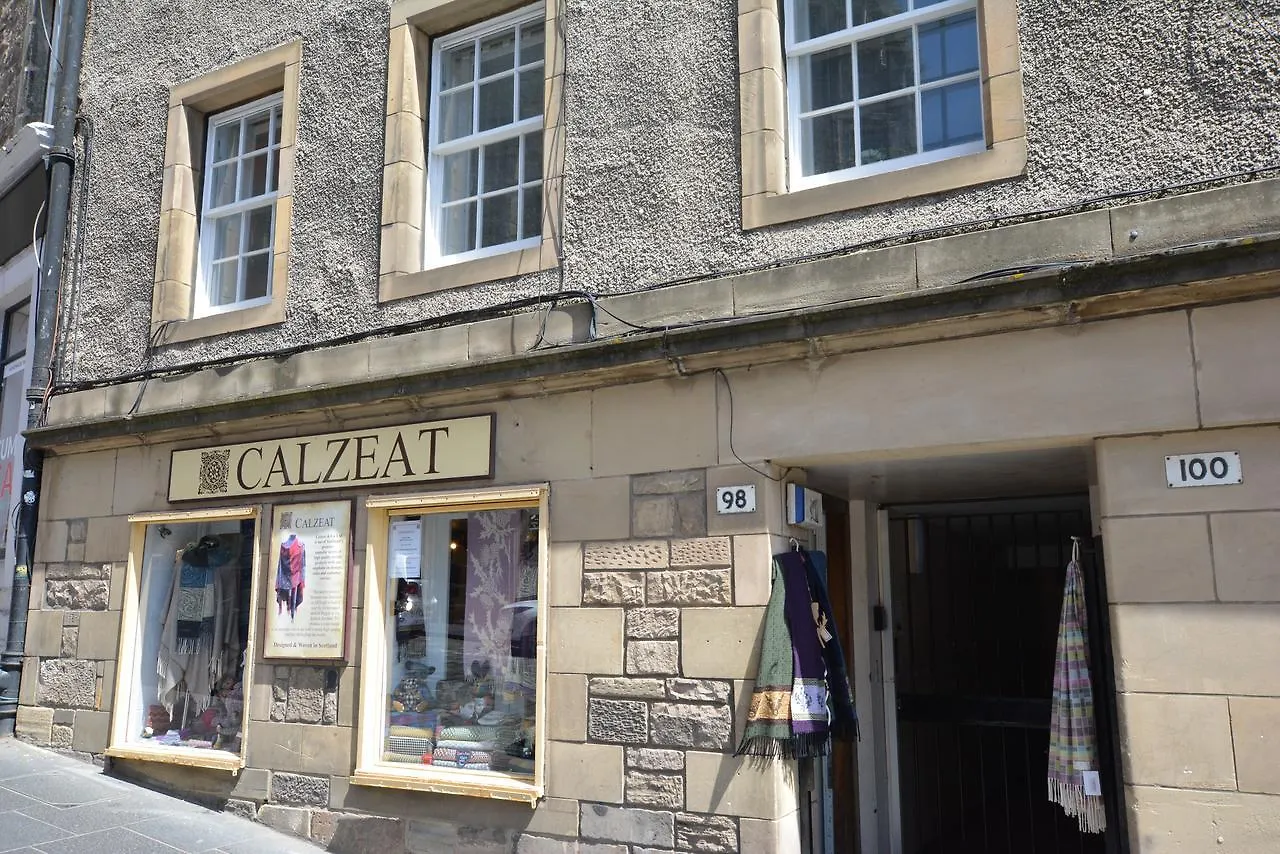 The West Bow, Old Town Apartment Edinburgh